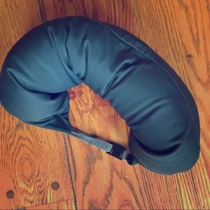 Muji Neck Cushion / Travel Pillow (Black)